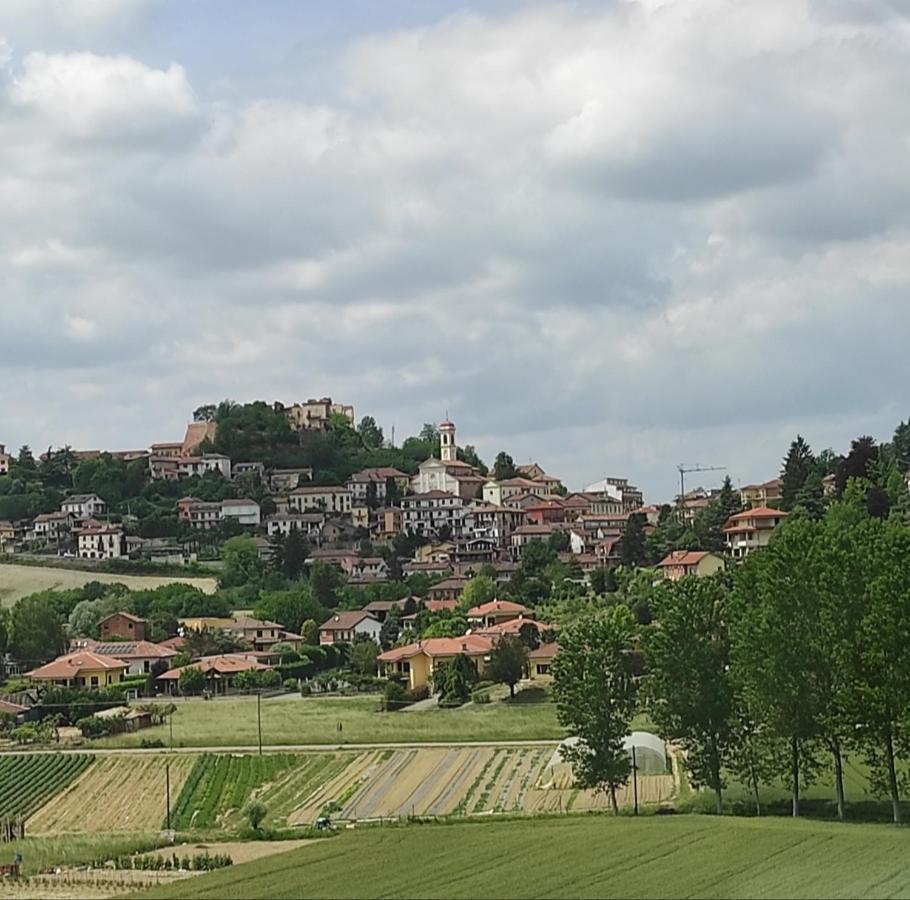 Oasi Del Monferrato - Appartamento Rosso Mombercelli Ngoại thất bức ảnh