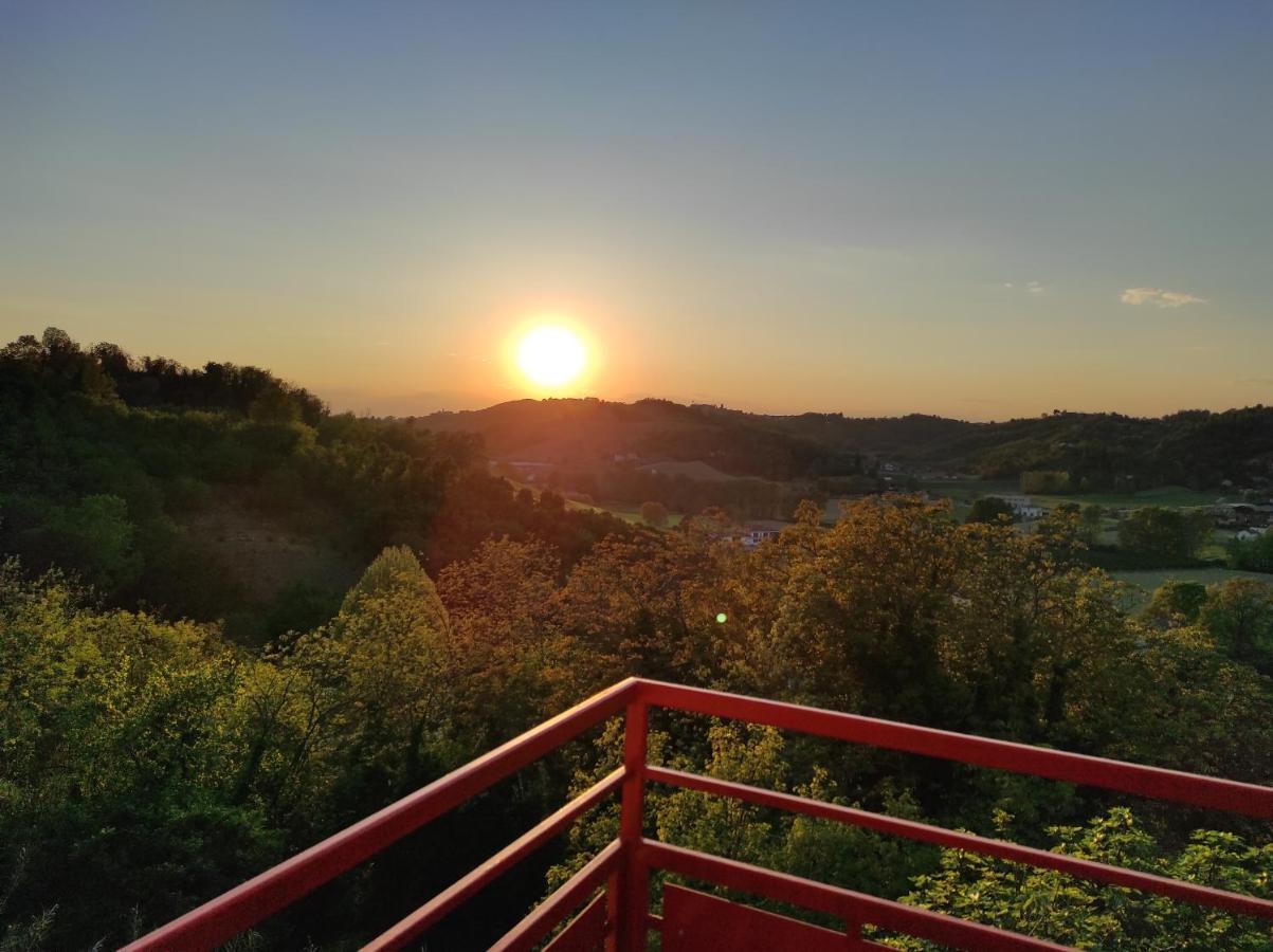 Oasi Del Monferrato - Appartamento Rosso Mombercelli Ngoại thất bức ảnh