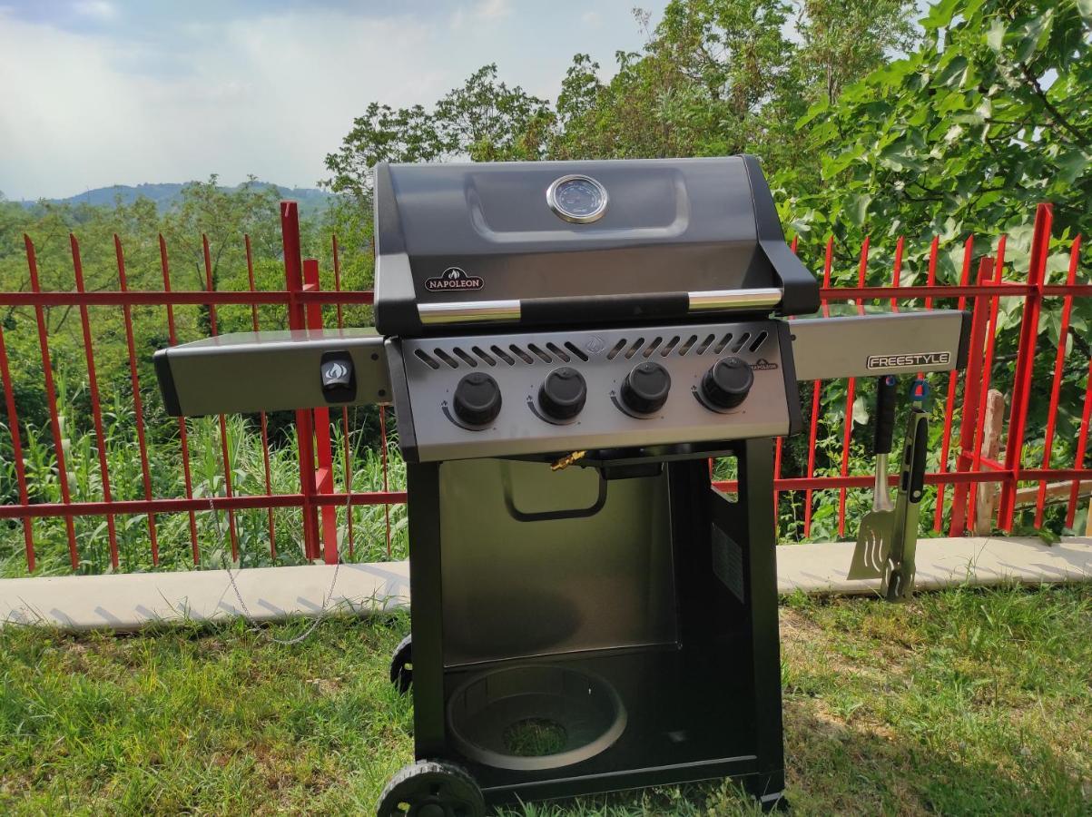 Oasi Del Monferrato - Appartamento Rosso Mombercelli Ngoại thất bức ảnh
